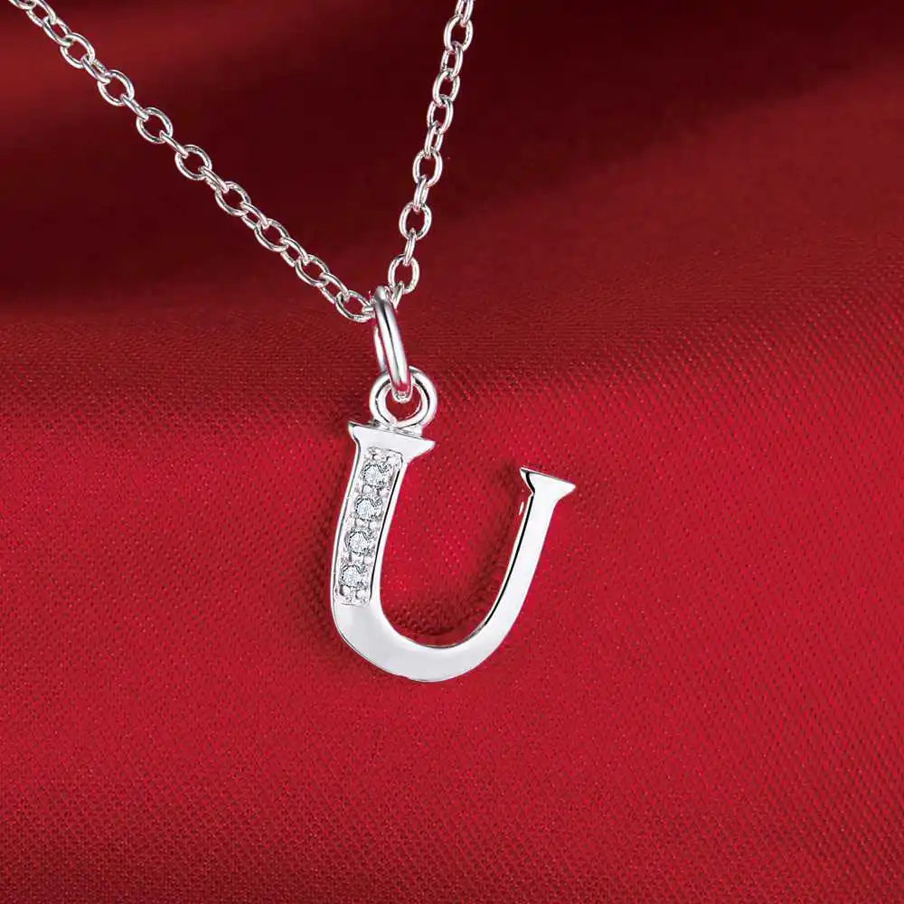 Collar largo con colgante inicial u