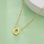 Collar con colgante de inicial - letra 
