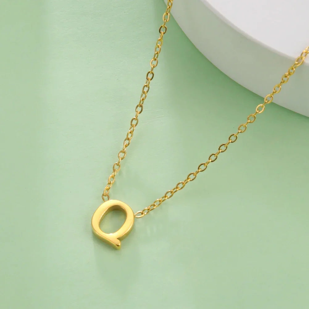 Collar con colgante de inicial - letra 