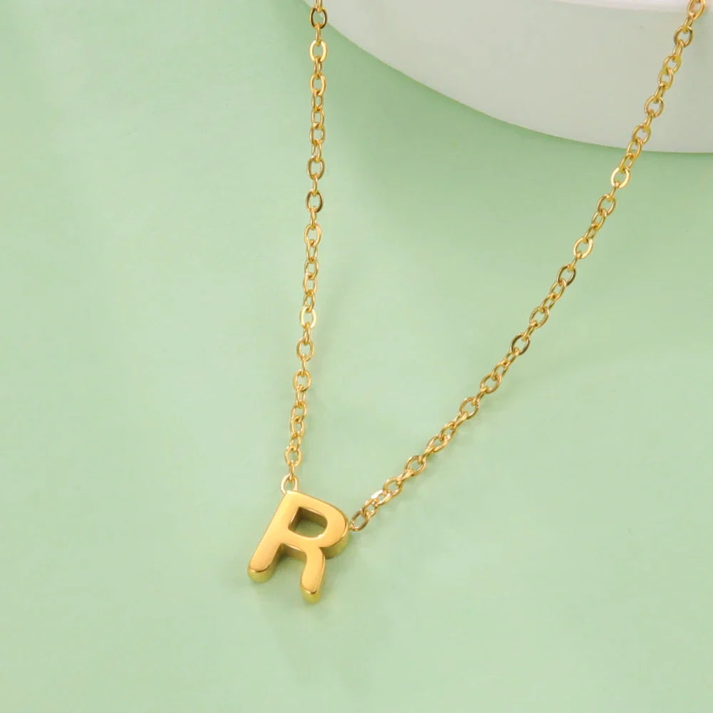 Collar con colgante de inicial - letra 