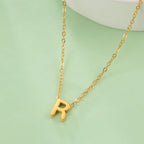 Collar con colgante de inicial - letra 