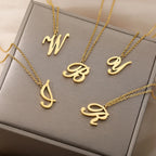 Collar con colgante con inicial para mujer