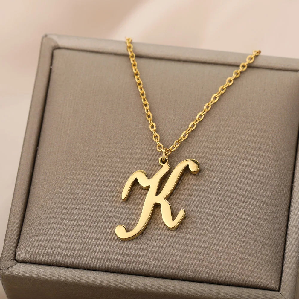 Collar con colgante con inicial para mujer k