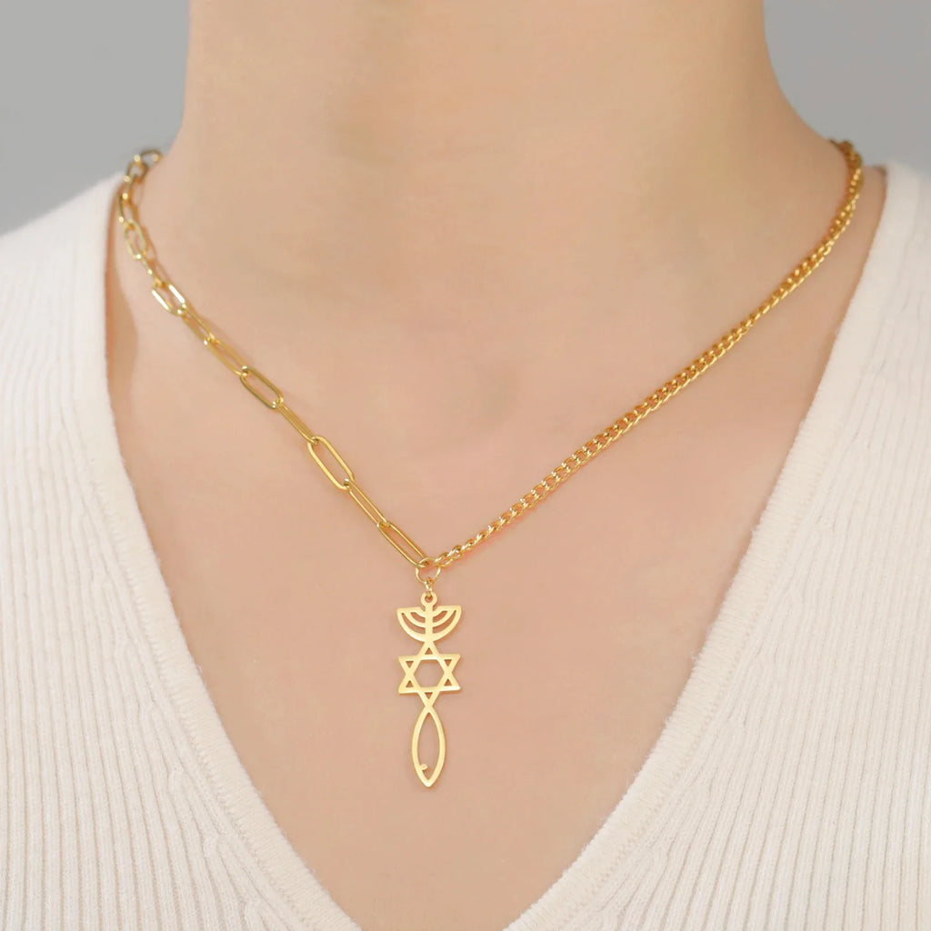 Collar con colgante de Menorá Mesiánica y la estrella de David en oro