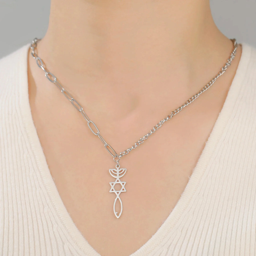 Collar con colgante de Menorá Mesiánica y la estrella de David en plata