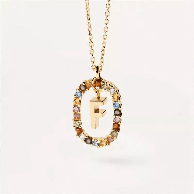 Collar con colgante ovalado inicial f