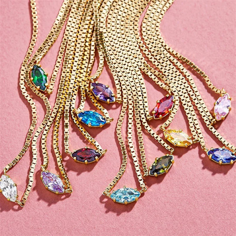 Collar con colgante de piedra de nacimiento con forma de ojo marzo