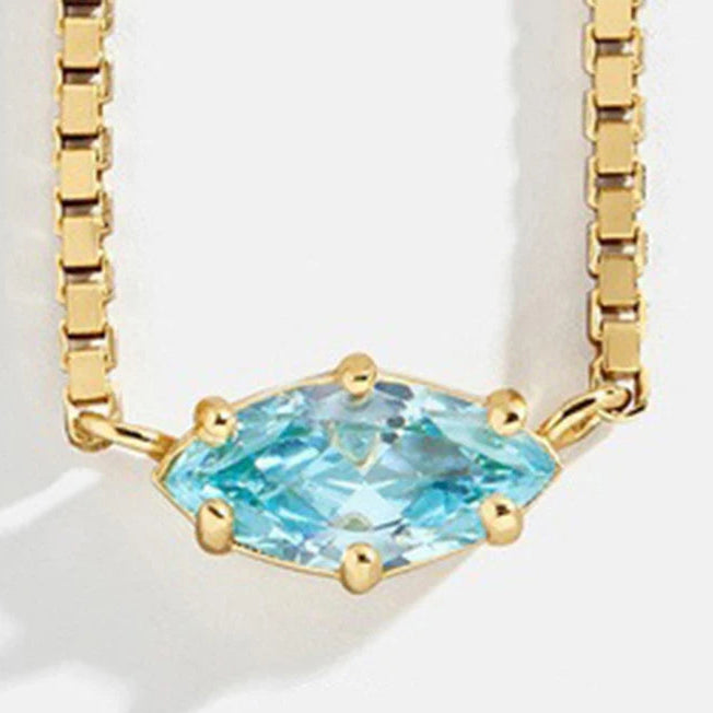 Collar con colgante de piedra de nacimiento con forma de ojo marzo