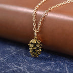 Collar con colgante de piña para mujer oro