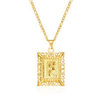 Collar con colgante rectangular con inicial f