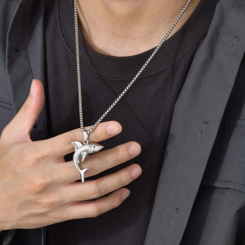 Collar con Colgante de Tiburón para Hombre plata