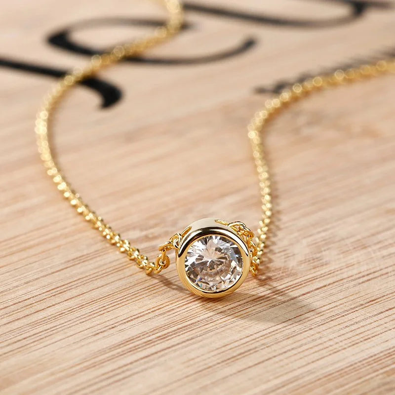 Collar con colgante redondo de piedra de nacimiento para mujer 
