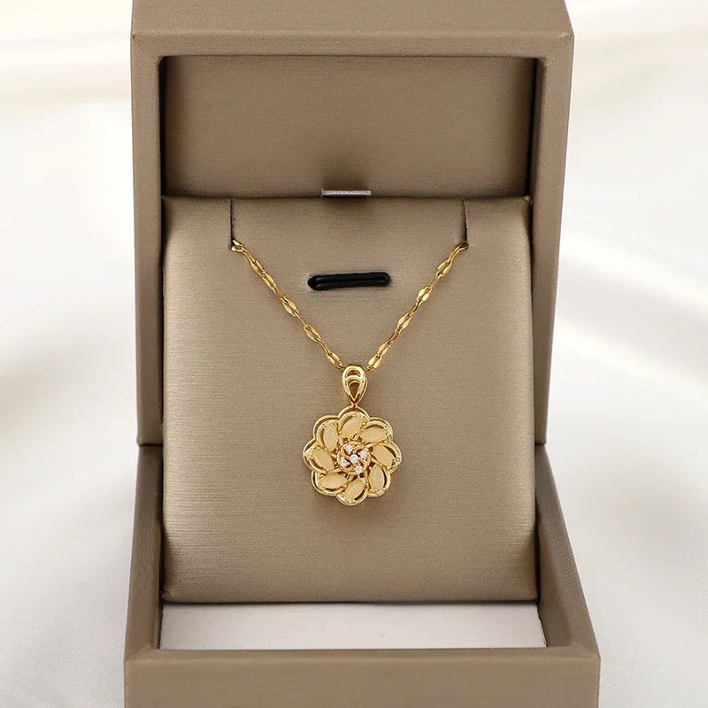 Collar con Colgante Giratorio Flor Anti-Estrés