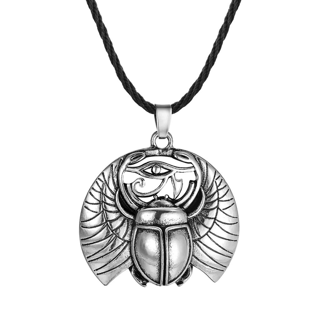 Collar con colgante de escarabajo y ojo de Horus egipcio en plata