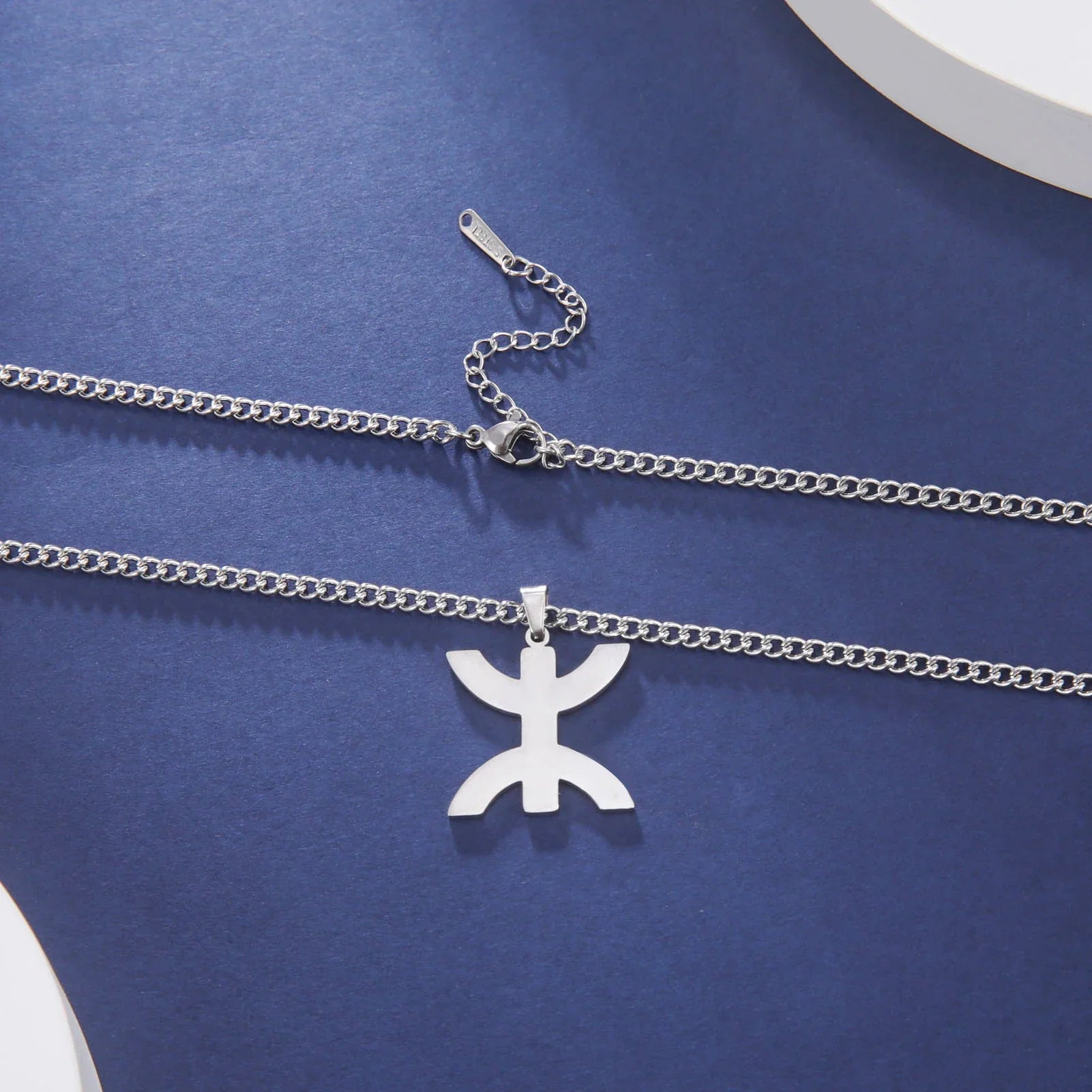 Collar con colgante simbólico bereber "yaz" árabe para mujer plata