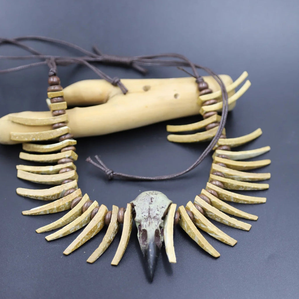 Necklace with "Odin" skull pendant and skeleton in bone-effect resin