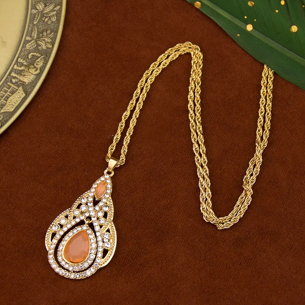 Collar con colgante tradicional para mujer árabe naranja