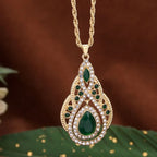 Collar con colgante tradicional para mujer árabe verde