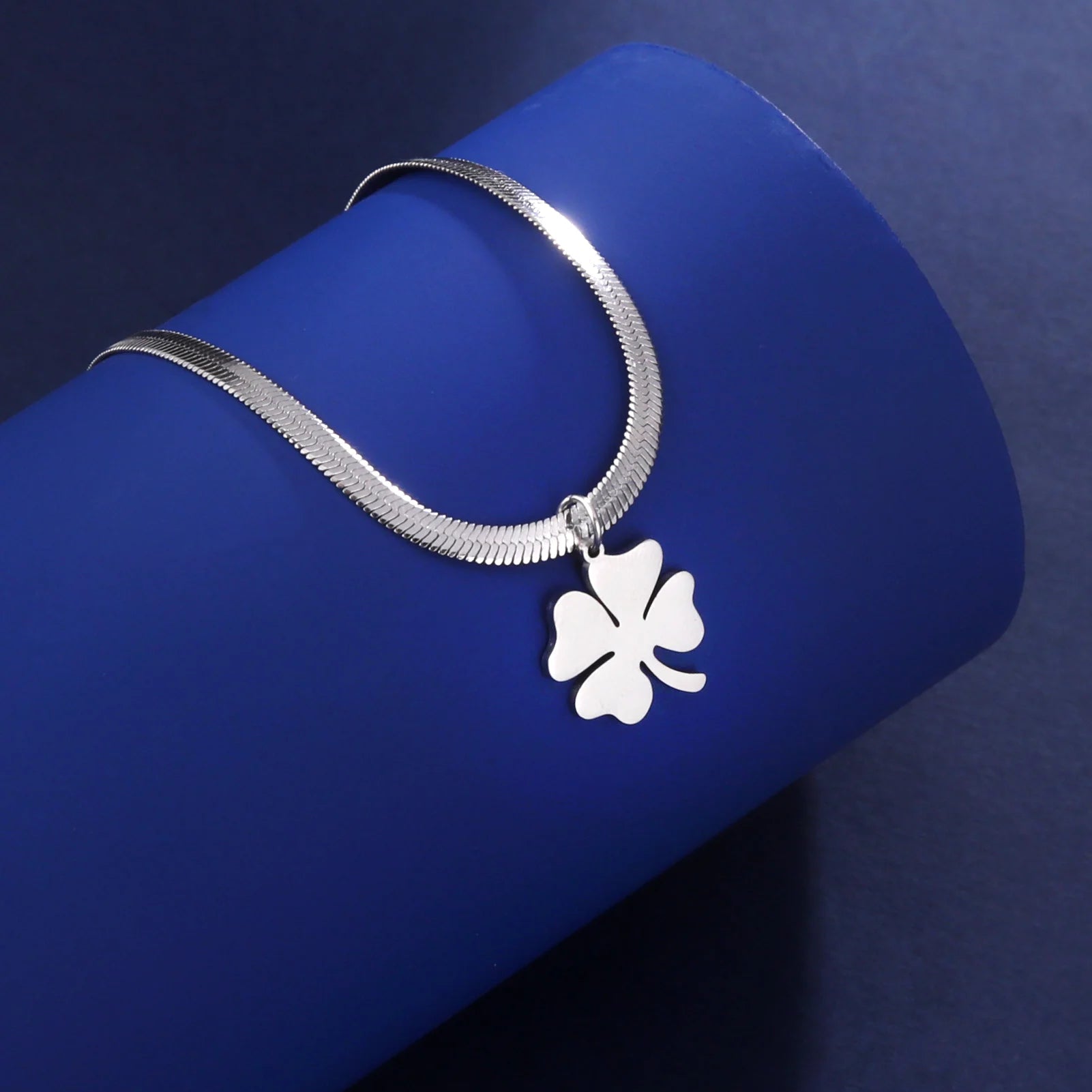 Collar con Colgante Trébol de 4 Hojas Amuleto de la Suerte plata