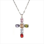 Collar colorido con colgante en forma de cruz con strass 