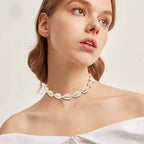 Collar con concha cauri blanco blanco