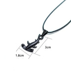 Collar cordón con colgante de tiburón martillo negro
