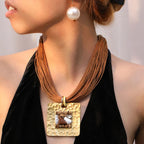 Collar de Cuerdas con Colgante Cuadrado marrón