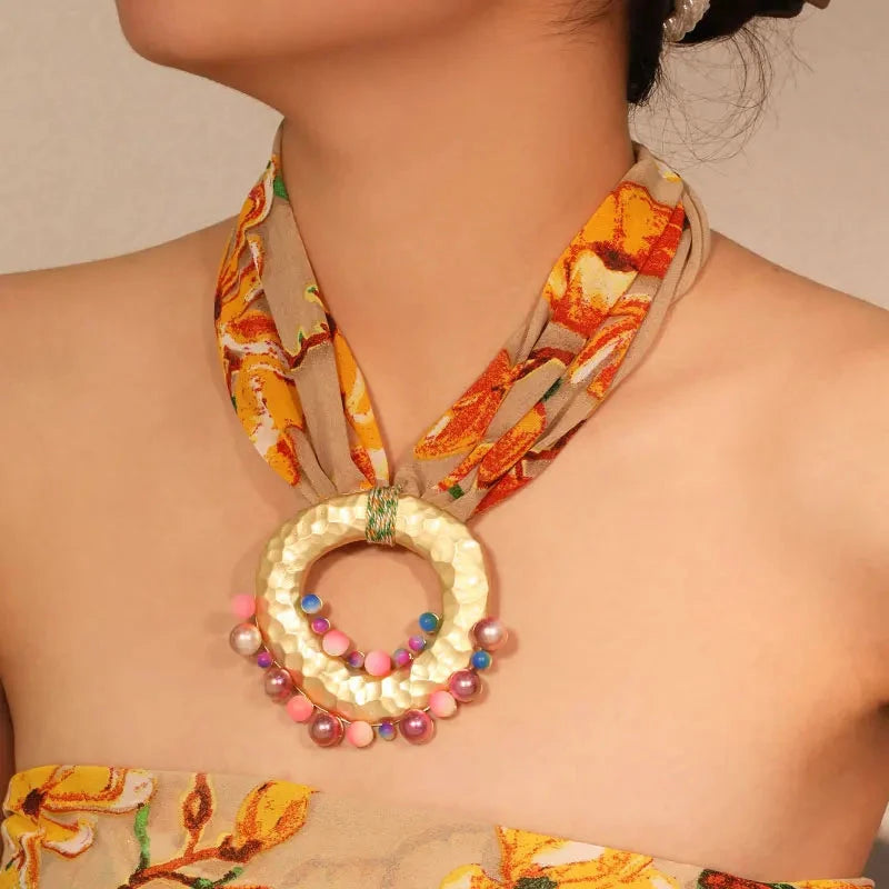 Collar de Tela con Colgante Bohemio Chic naranja
