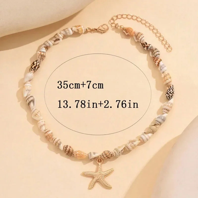 Collar y colgante con concha y estrella de mar