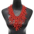 Collar y colgante babero coral rojo
