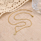 Collar para mujer con colgante inicial letra y corazón