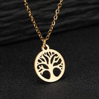 Collar fino con colgante redondo calado árbol de la vida oro