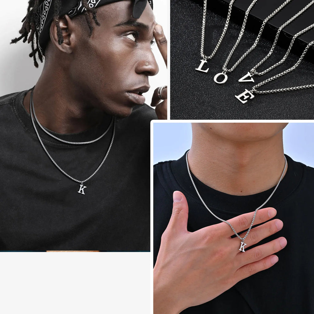Collar para hombre con colgante inicial