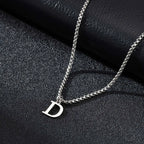 Collar para hombre con colgante inicial d