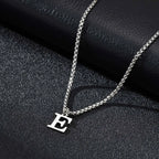 Collar para hombre con colgante inicial e