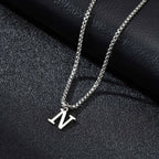 Collar para hombre con colgante inicial n