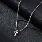 Collar para hombre con colgante inicial t