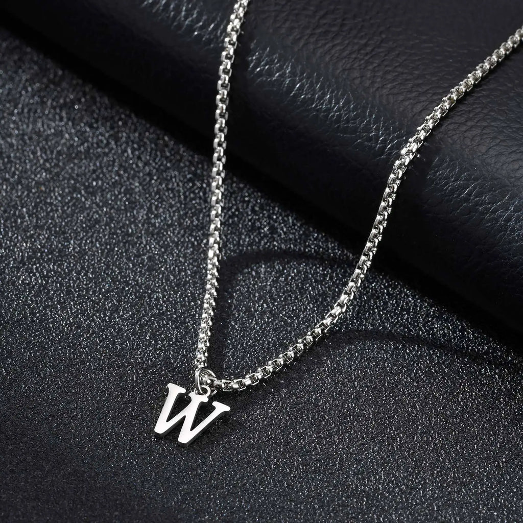 Collar para hombre con colgante inicial w