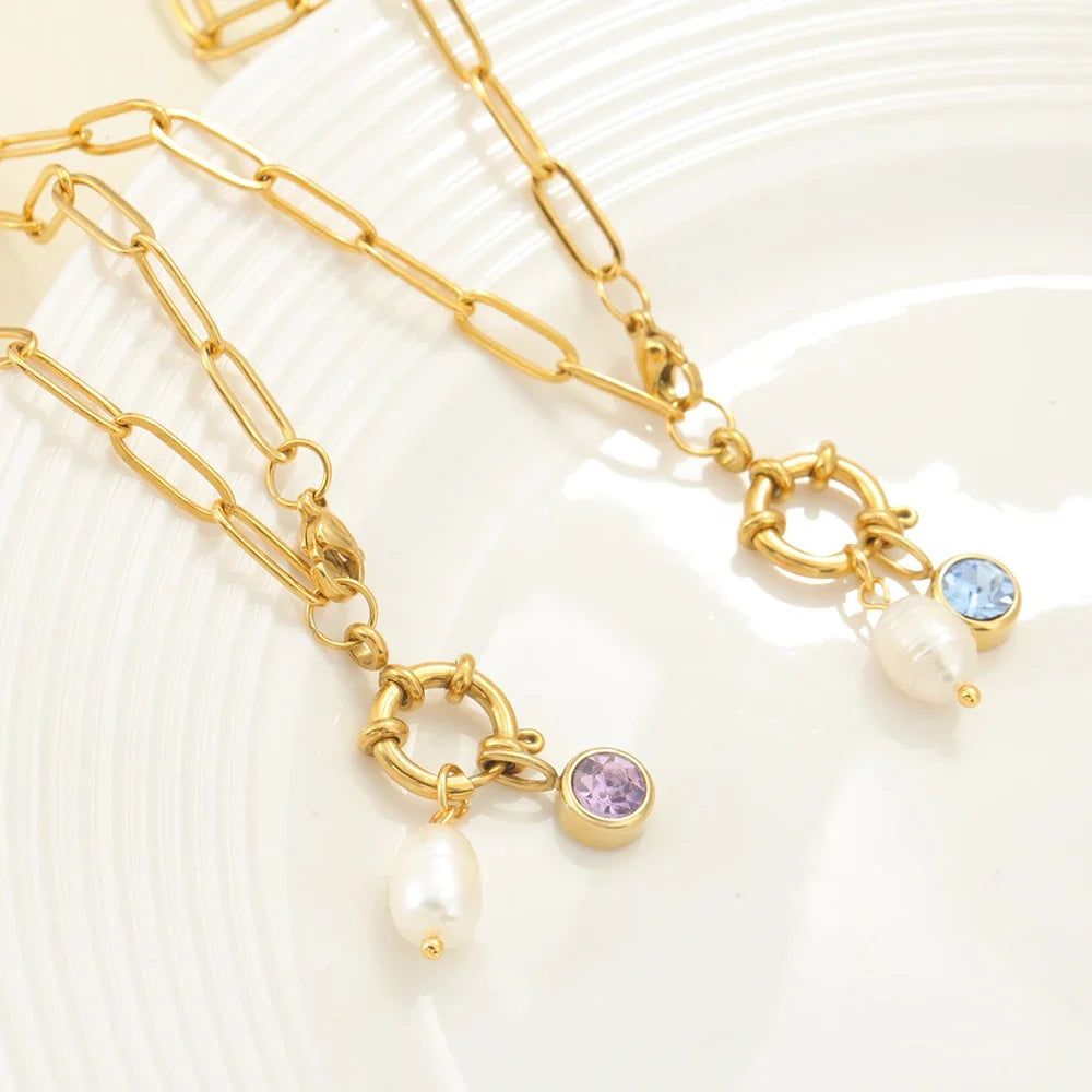 Collar de eslabones con colgante de perla y piedra de nacimiento de febrero