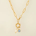 Collar de eslabones con colgante de perla y piedra de nacimiento de abril
