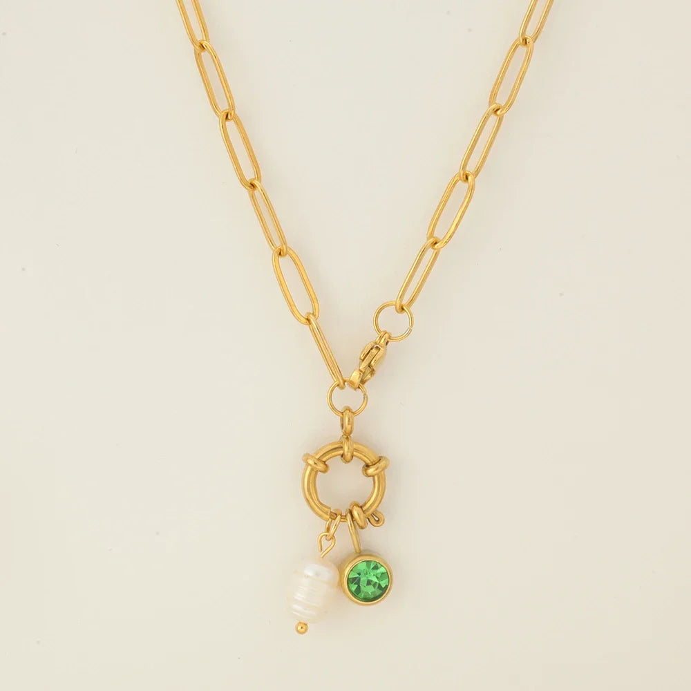 Collar de eslabones con colgante de perla y piedra de nacimiento de agosto