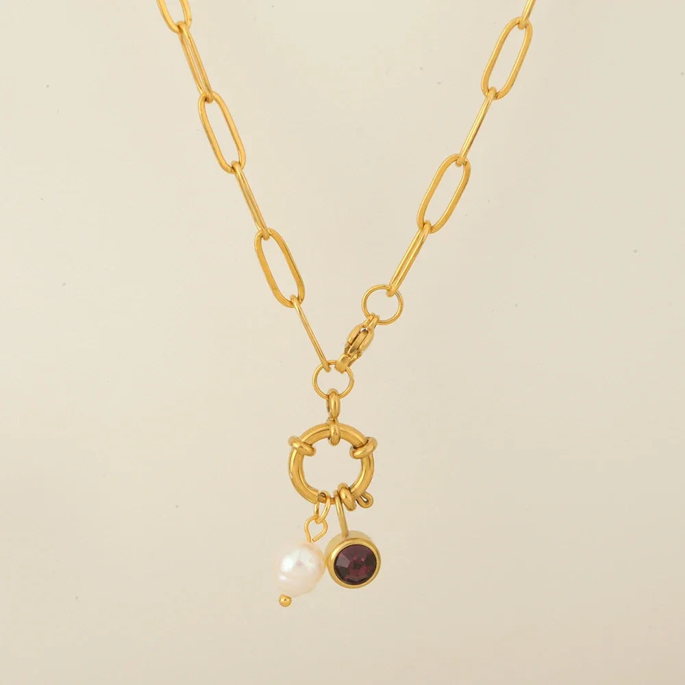 Collar de eslabones con colgante de perla y piedra de nacimiento de mayo