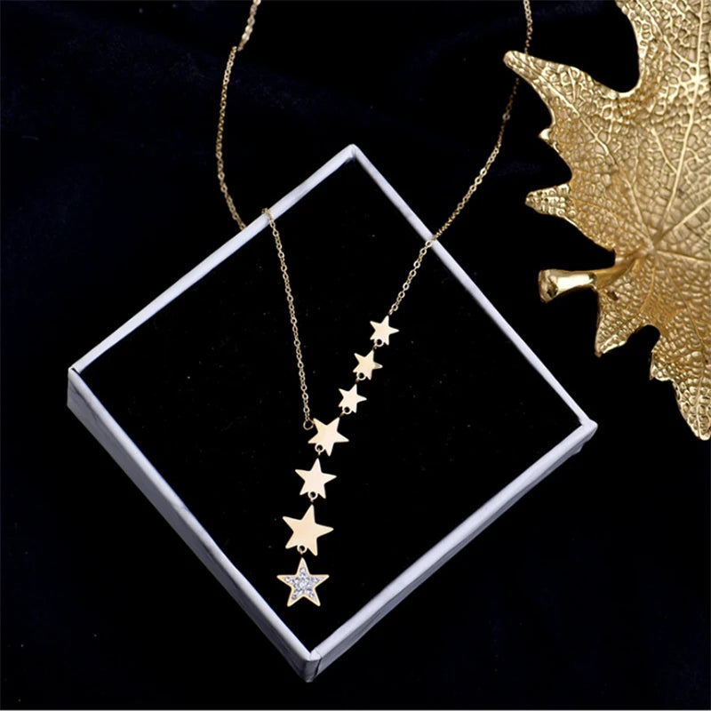 Collar Colgante de Estrellas Múltiples