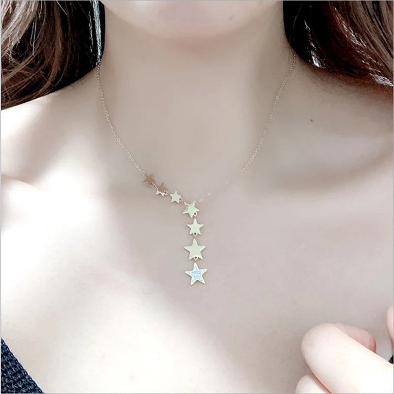 Collar Colgante de Estrellas Múltiples