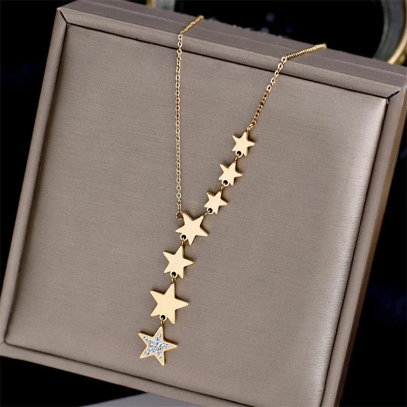 Collar Colgante de Estrellas Múltiples