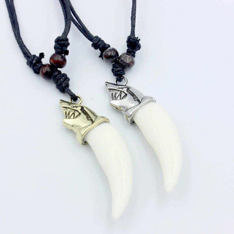 Collar Colgante Diente de Tiburón oro