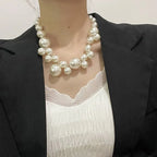 Imponente Collar Colgante con Grandes Perlas