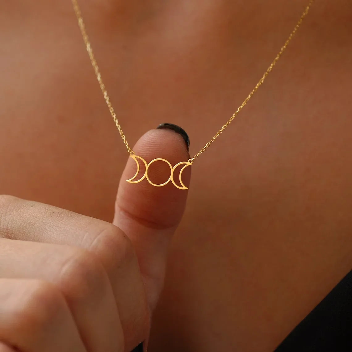 Collar Colgante Mujer Triple Luna Hechicería Wicca