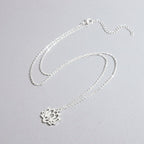 Collar Colgante Flor de Loto Mujer plata