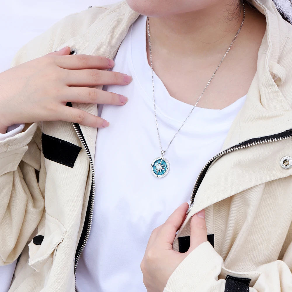 Collar Colgante Giratorio Brújula Rosa de los Vientos